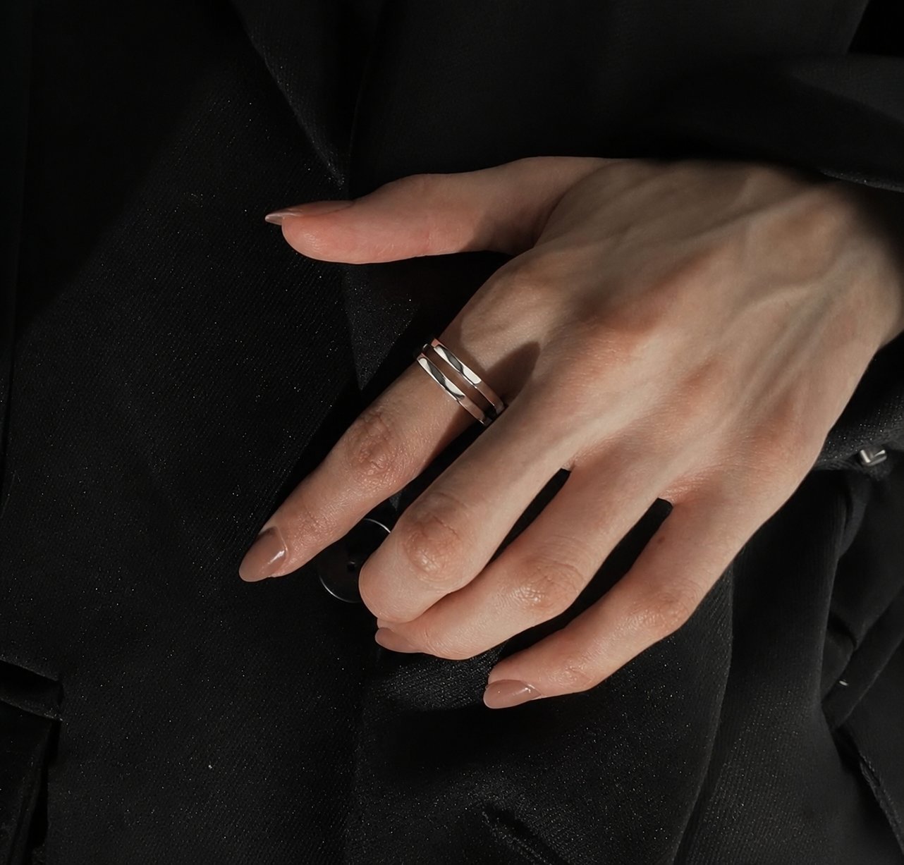 Argent Edge Ring - Image 5