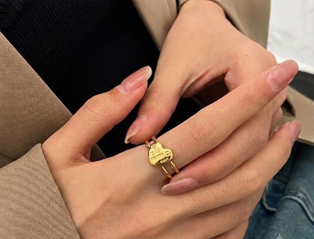 Love Seal Ring - Image 4