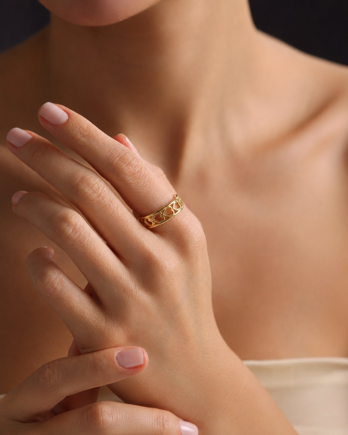 Intertwined Hearts Ring - Image 4
