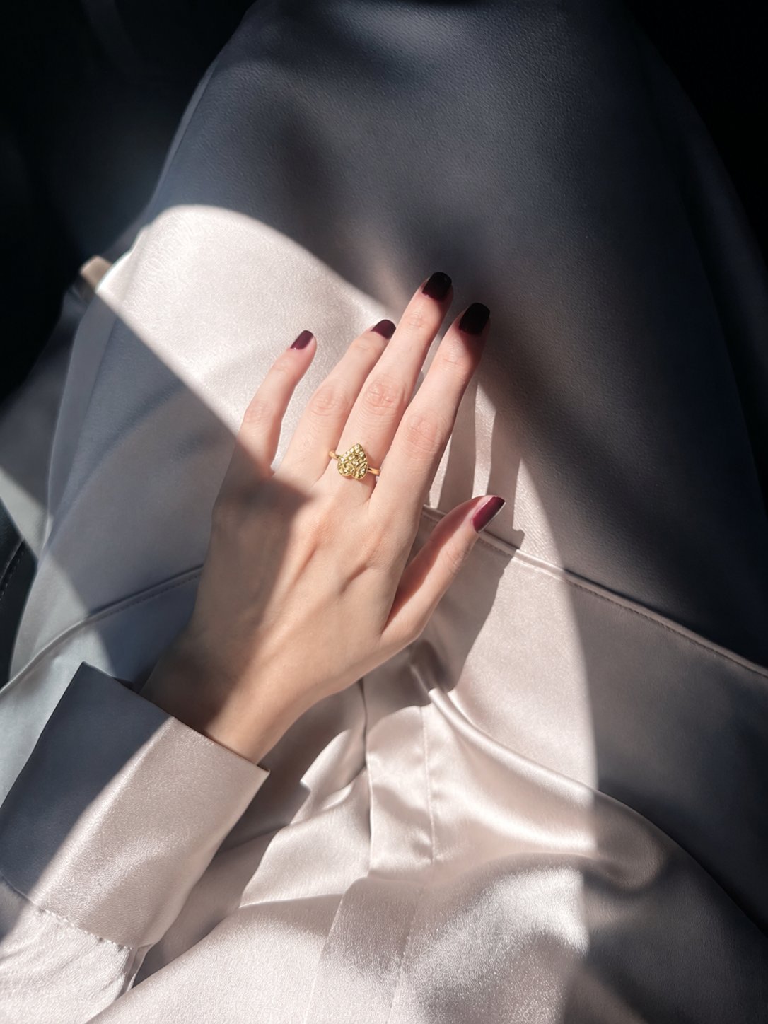Radiant Heart Ring - Image 5