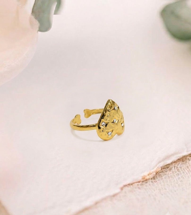 Radiant Heart Ring - Image 7