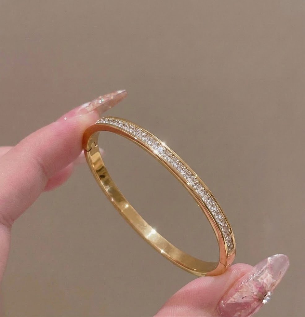 Golden Radiance Bracelet - Image 4